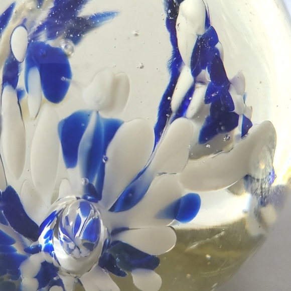 Vintage Glass Paperweight 3D Blue and White Art - Picture 12 of 16